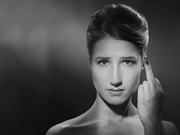 Marie S'infiltre