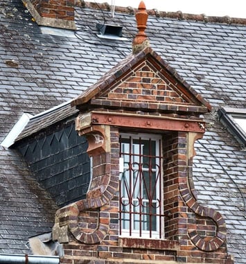 La lucarne : un élément typique du patrimoine percheron à La Loupe