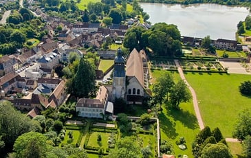 Visite théâtralisée à Thiron-Gardais